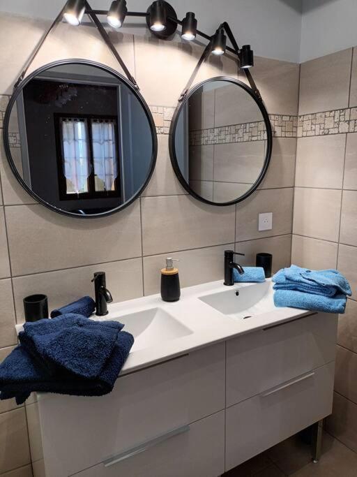 Gite Aux Vieux Bois Lunas  Zewnętrze zdjęcie